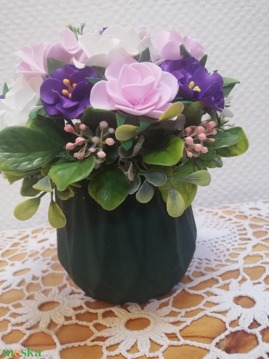 Elegáns virágos asztaldísz - otthon & életmód - dekoráció - asztal és polc dekoráció - asztaldísz - Meska.hu