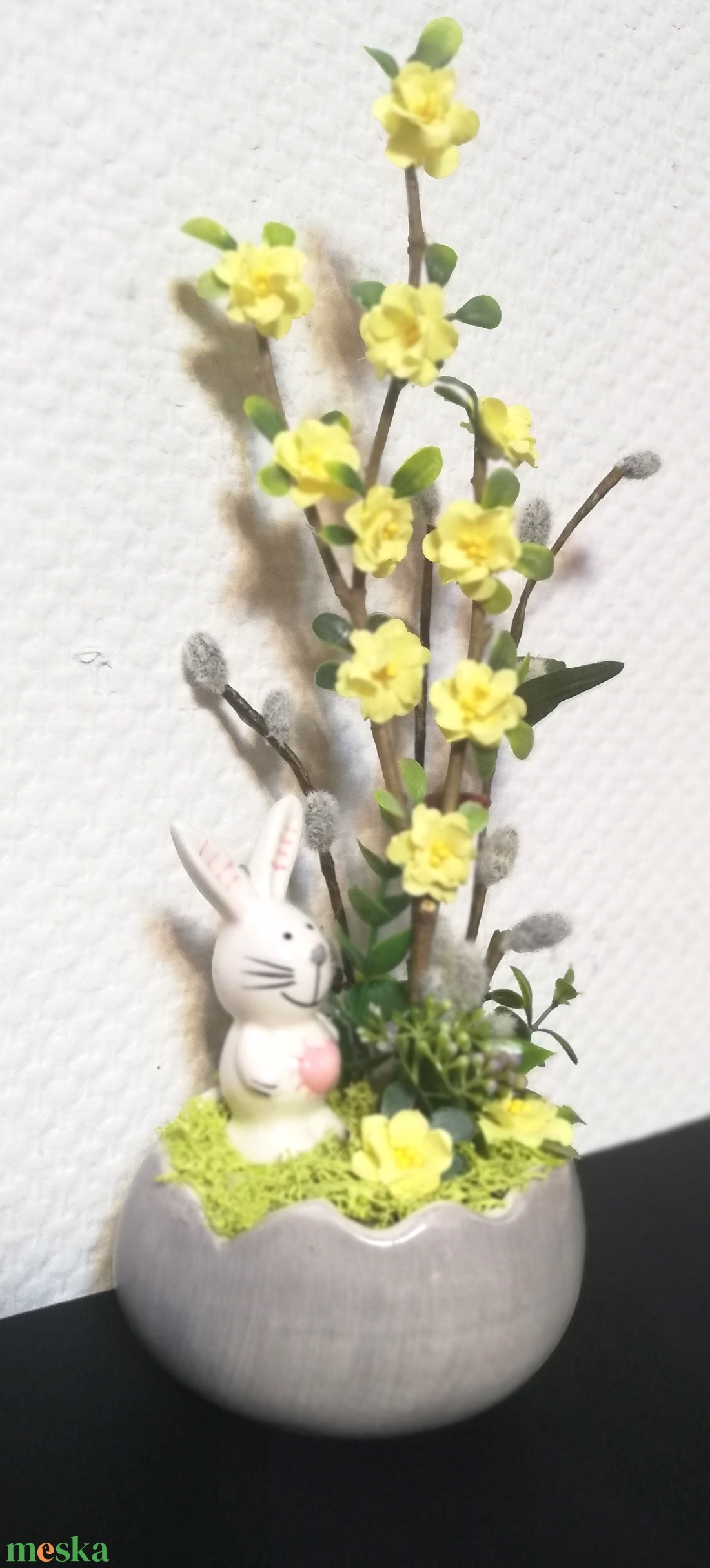Bájos nyuszis asztaldísz - ünnepi díszek, dekorációk - húsvéti díszek és dekorációk - húsvéti virágos díszek - Meska.hu
