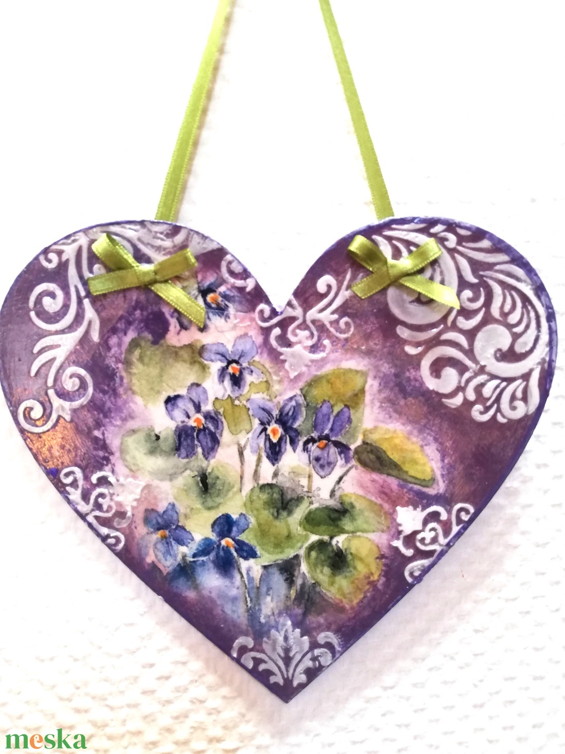 Ibolyás szív ajtó vagy ablakdísz - otthon & életmód - dekoráció - ajtó- és ablak dekoráció - ablakdísz - Meska.hu