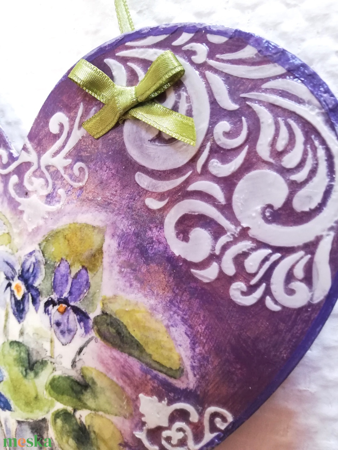 Ibolyás szív ajtó vagy ablakdísz - otthon & életmód - dekoráció - ajtó- és ablak dekoráció - ablakdísz - Meska.hu