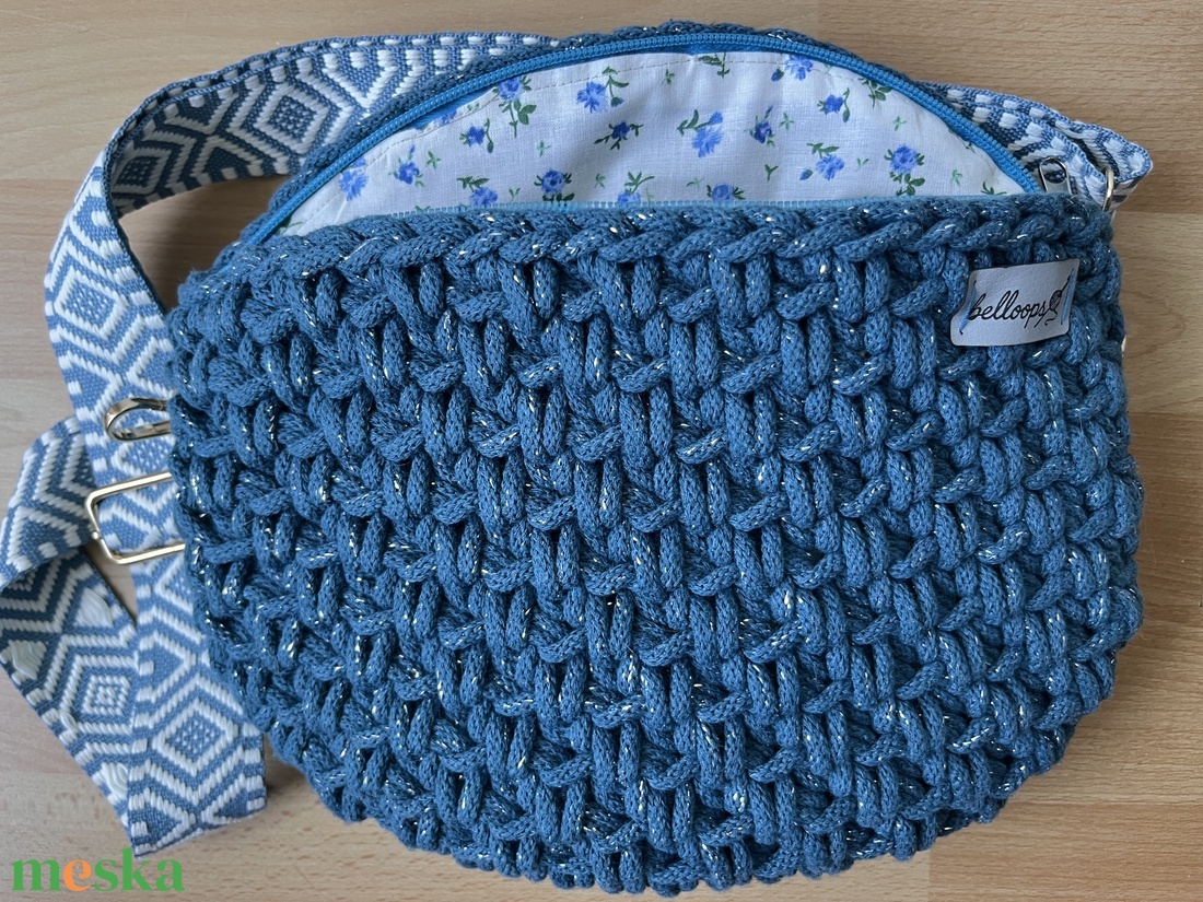 Horgolt varázsszem mintás crossbody - táska & tok - övtáska - Meska.hu