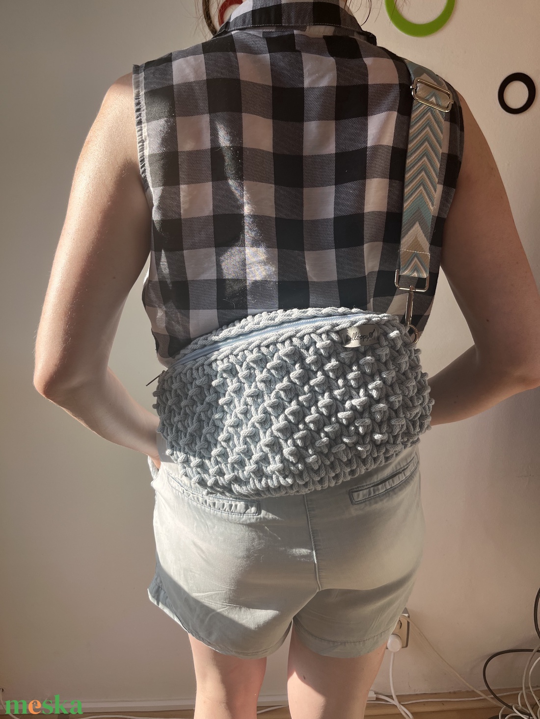 Horgolt búzabogyó mintás crossbody - táska & tok - övtáska - Meska.hu