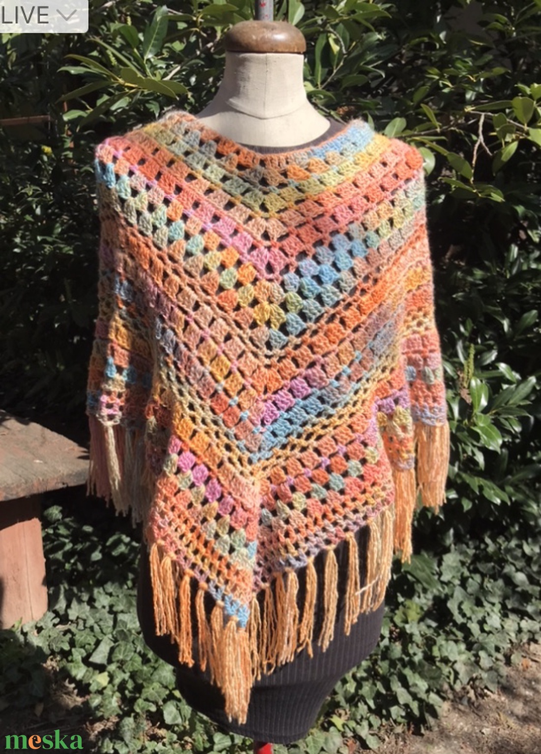 Játék horgolt poncsó  - ruha & divat - női ruha - poncsó - Meska.hu