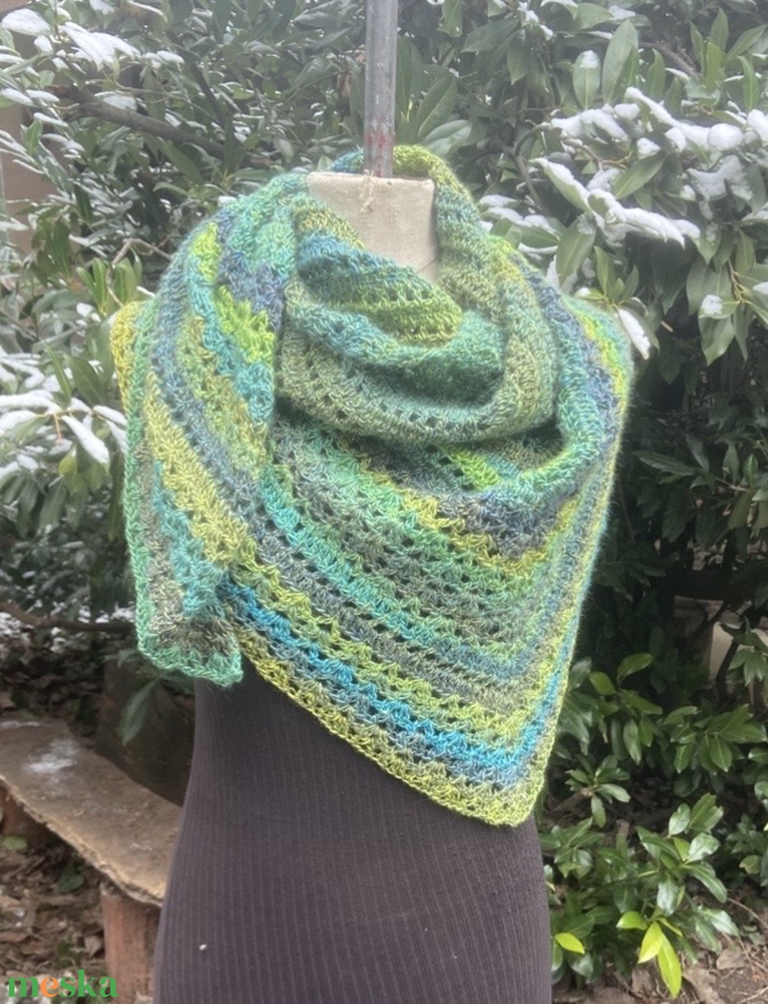 Fűzfa horgolt vállkendő sálkendő  - ruha & divat - sál, sapka, kendő - vállkendő - Meska.hu