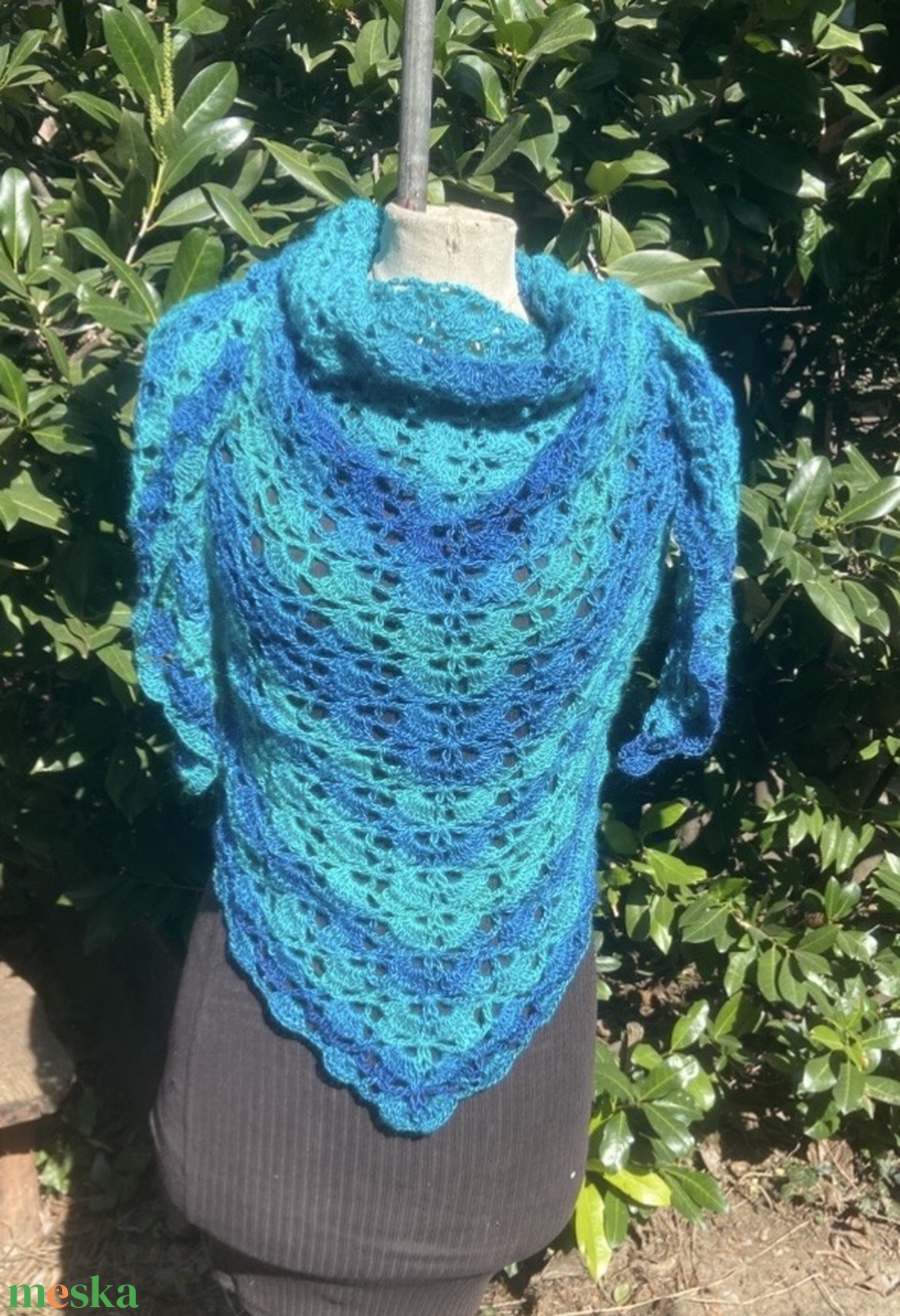 Türkiz tavasz horgolt vállkendő sálkendő - ruha & divat - sál, sapka, kendő - sál - Meska.hu