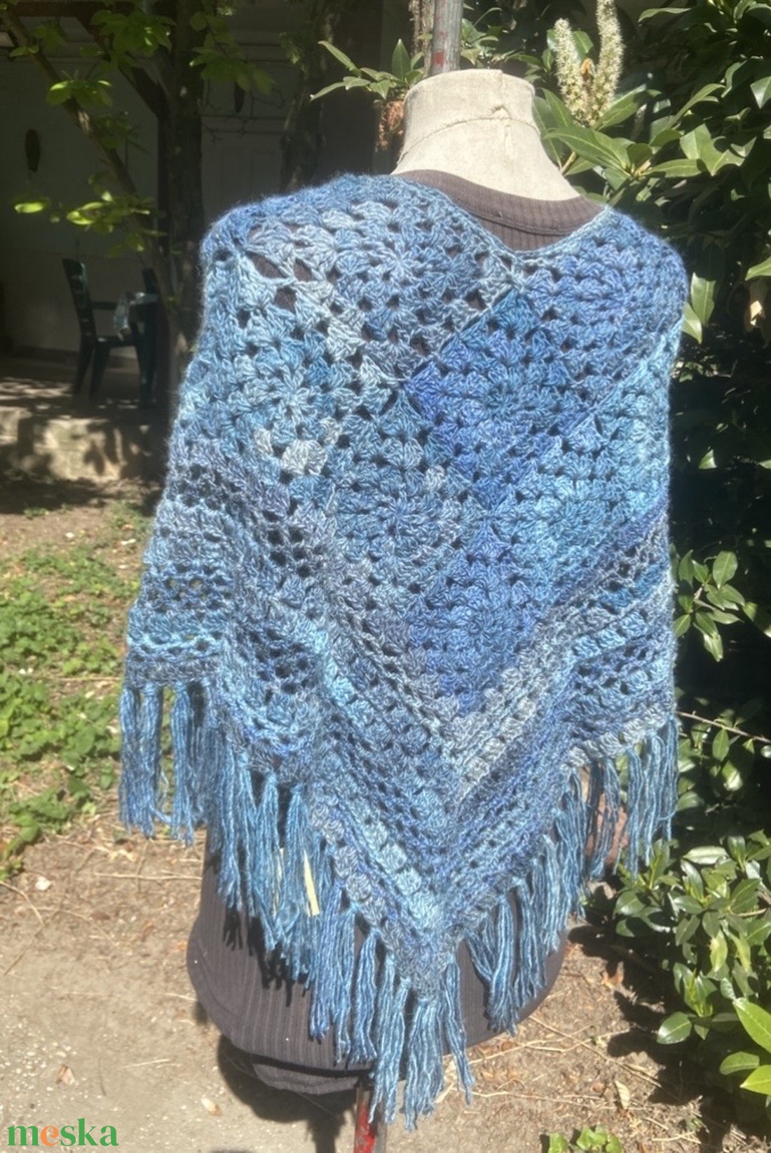 Felhőtánc horgolt poncsó - ruha & divat - női ruha - poncsó - Meska.hu