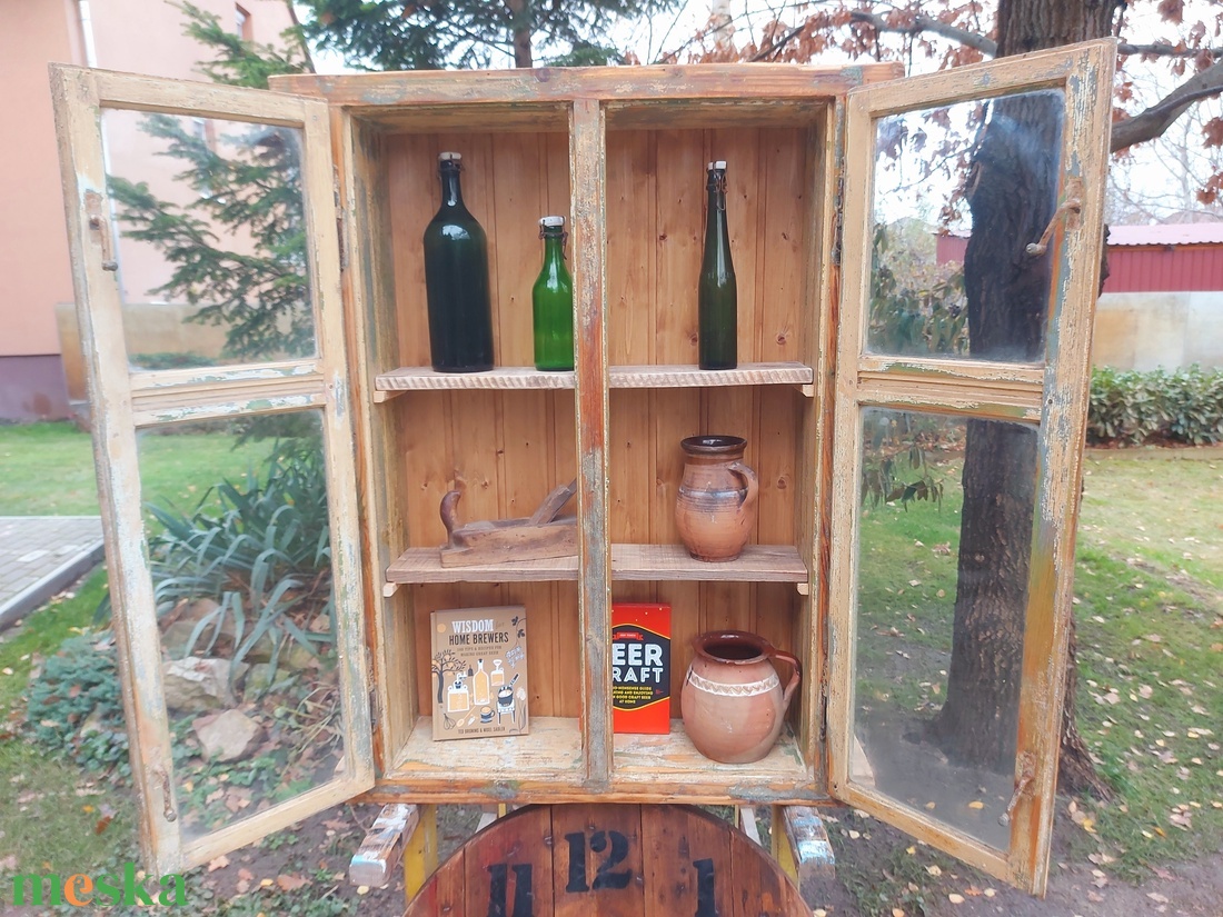 Régi ablak vitrin  - otthon & életmód - bútor - polc - Meska.hu