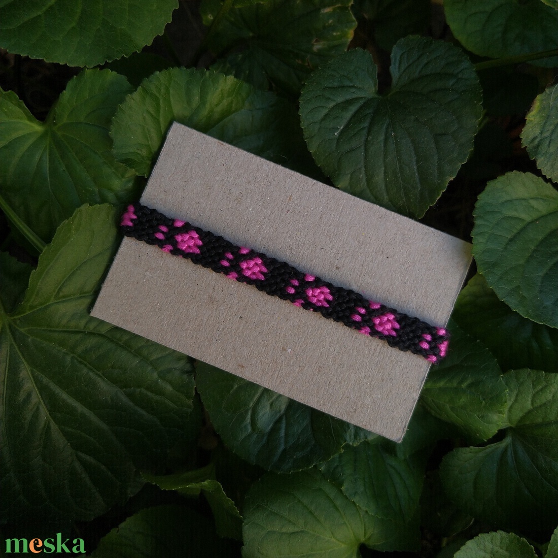 Tappancsos karkötő - ékszer - karkötő - fonott karkötő - Meska.hu