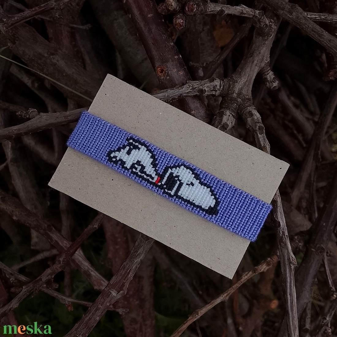 Snoopy karkötő - ékszer - karkötő - fonott karkötő - Meska.hu