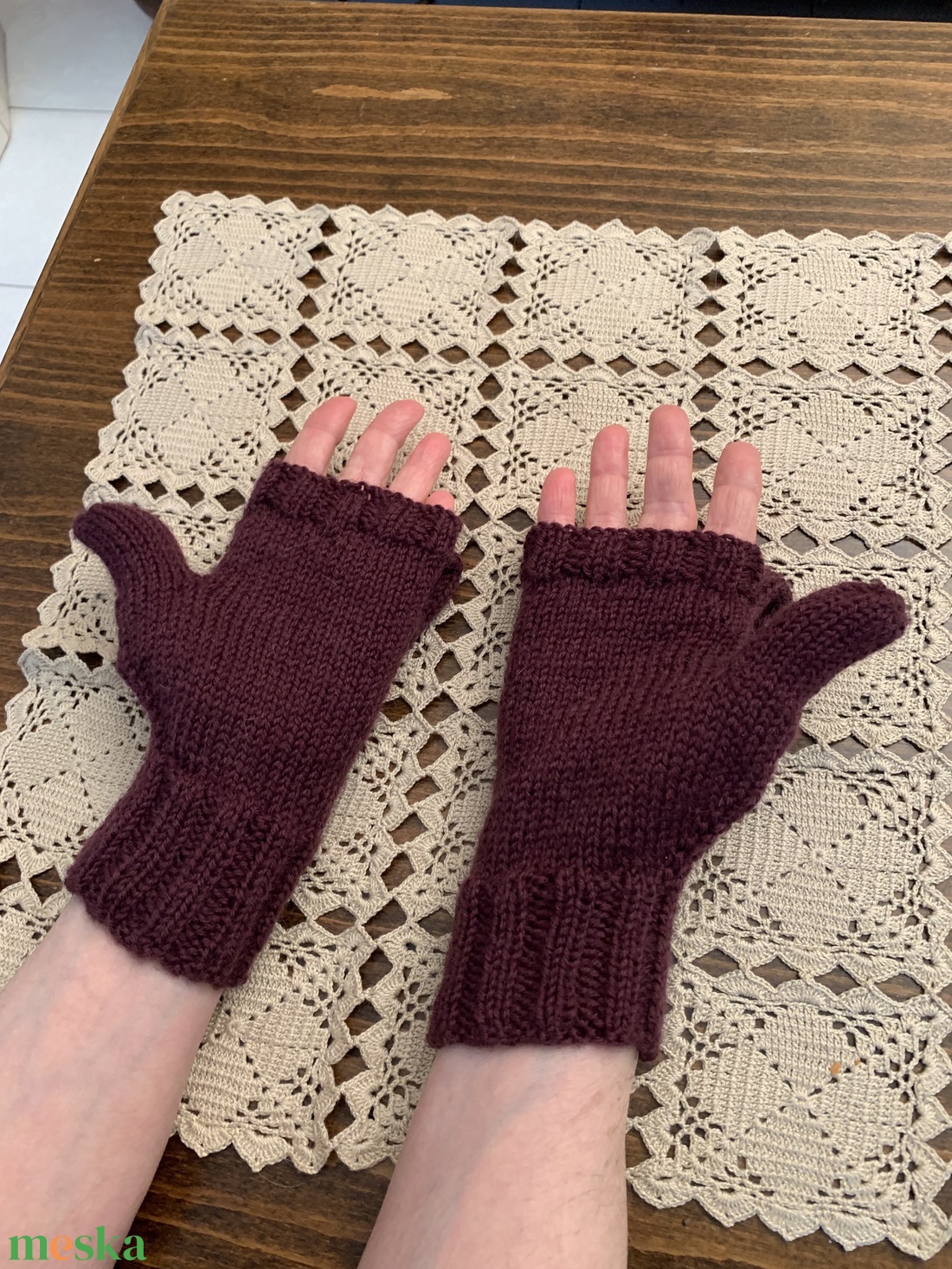 Kapucnis Kesztyű-kézzel kötött - ruha & divat - sál, sapka, kendő - kesztyű - Meska.hu