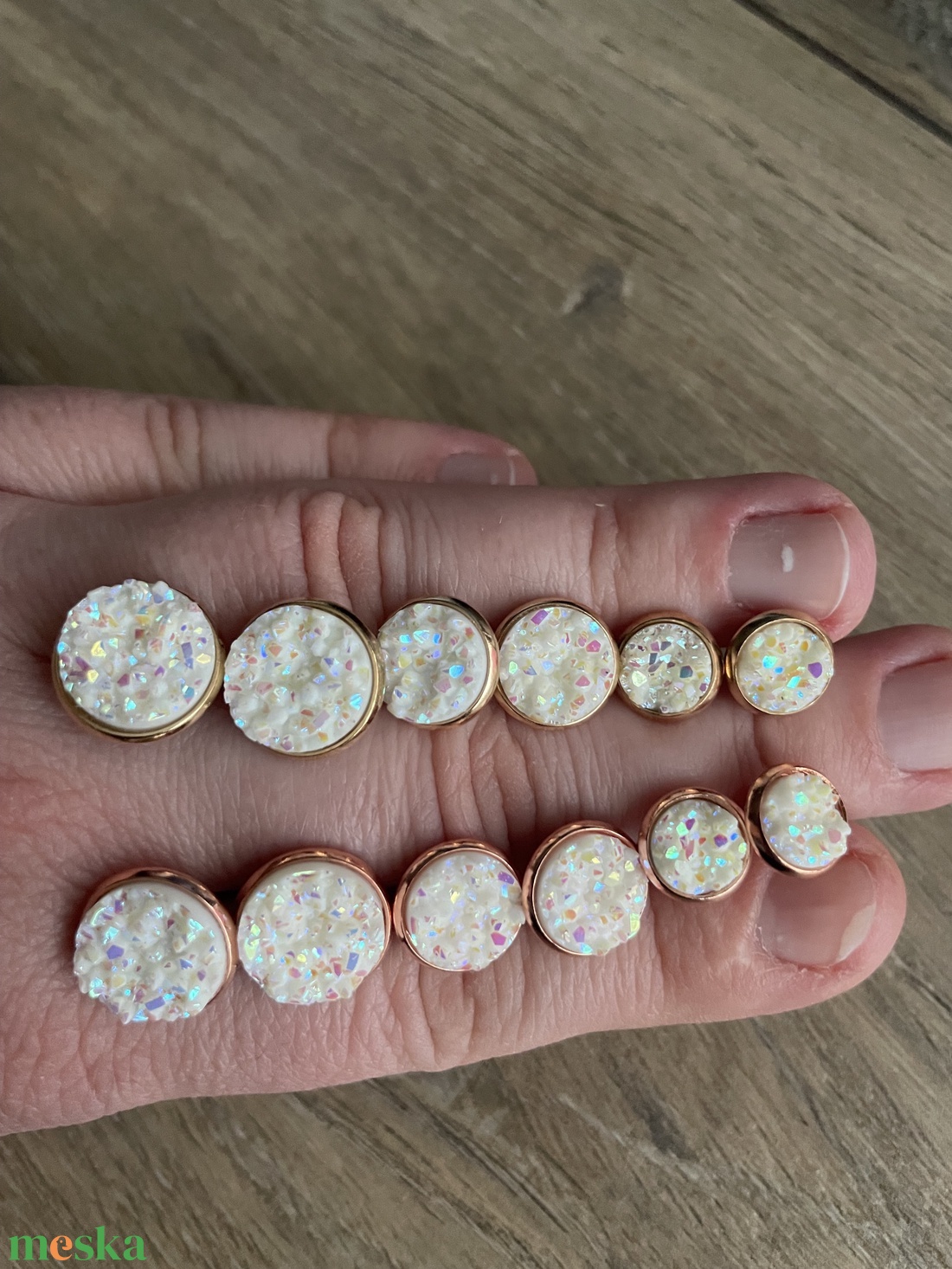 Cabochon stílusú fülbevaló - ékszer - fülbevaló - pötty fülbevaló - Meska.hu