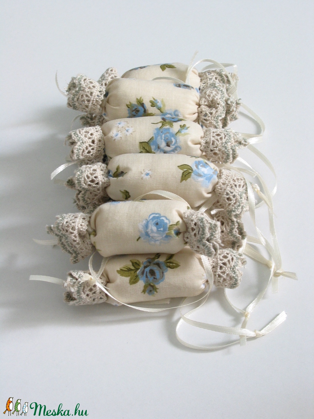Vintage rózsás- csipkés textil szaloncukrok (10db) - karácsony - Meska.hu