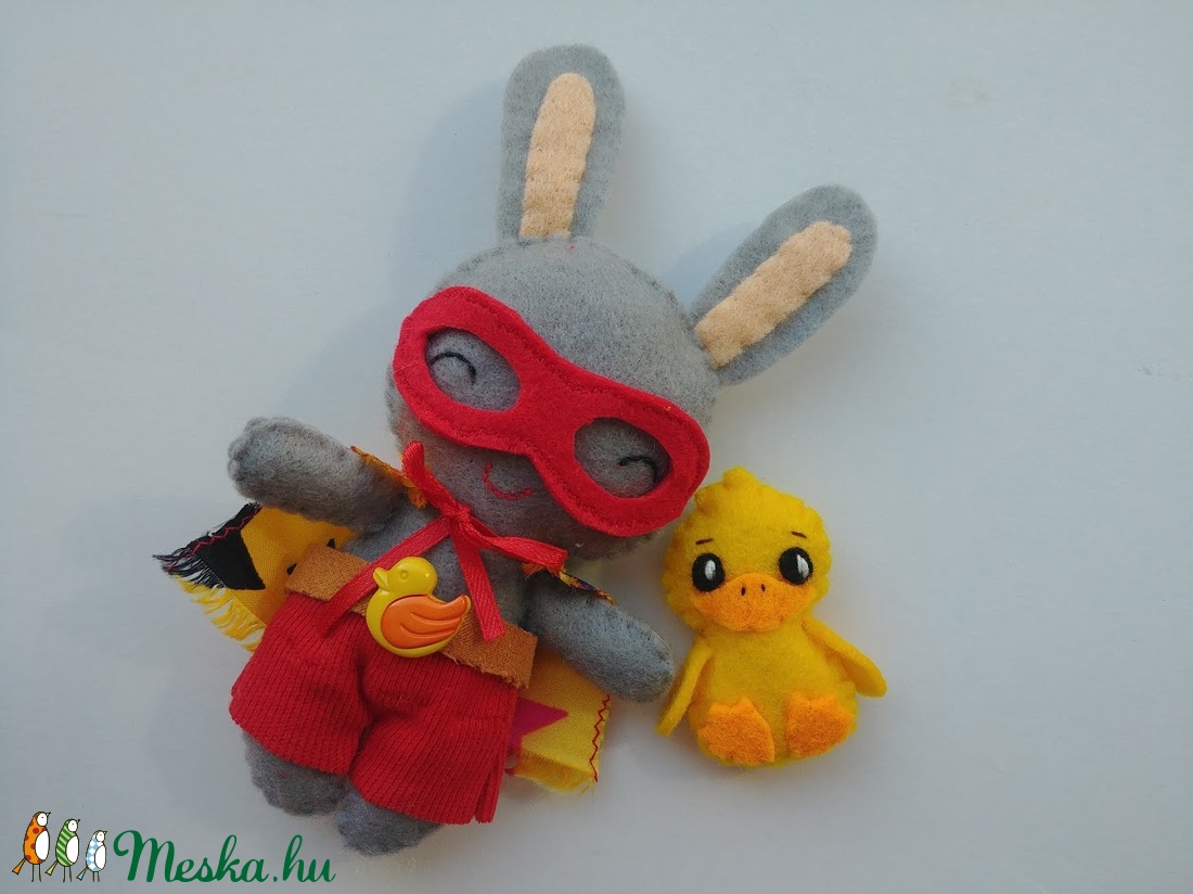 Szuperhős nyuszi - cuki kacsa segítő társsal és levehető kiegészítőkkel - játék & sport - plüssállat & játékfigura - nyuszi - Meska.hu