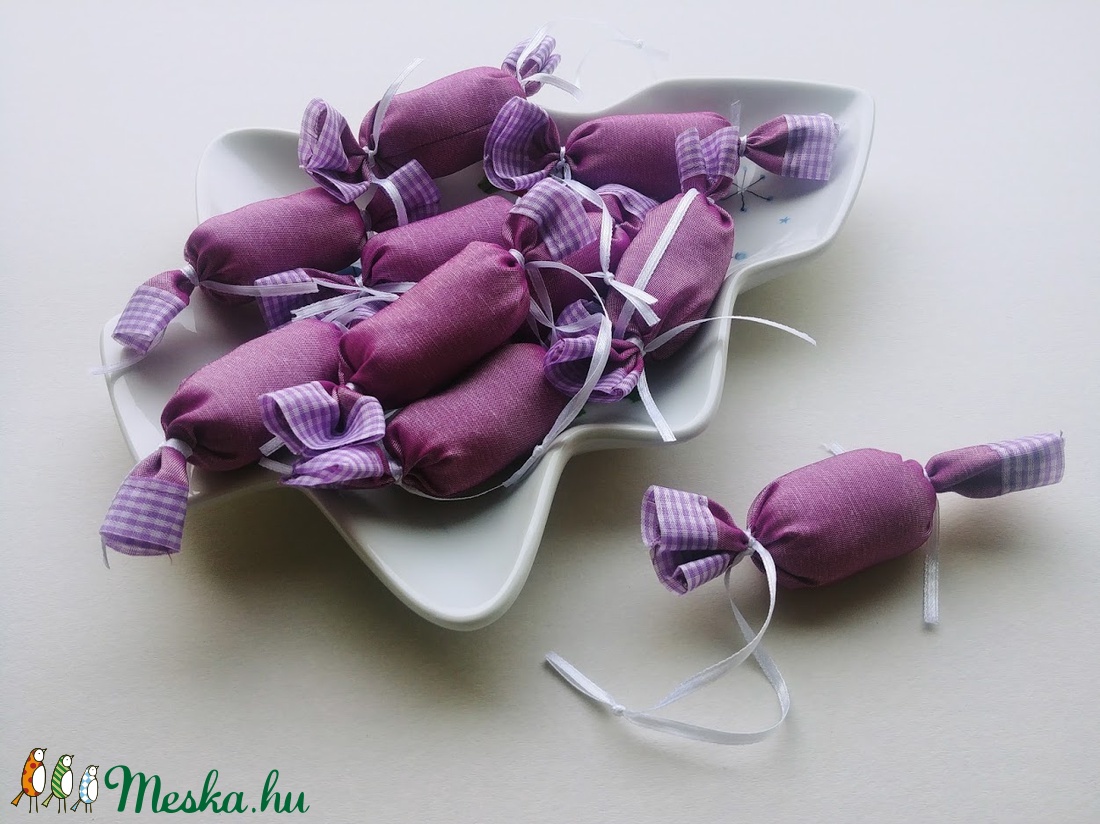Levendula - kockás textil szaloncukrok (10db) - karácsony - Meska.hu