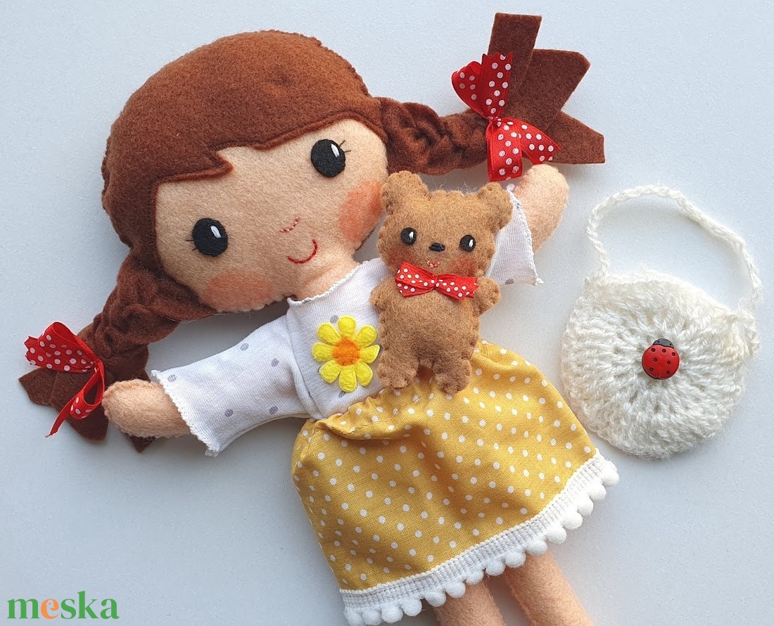 Pöttyös Panni- öltöztethető textilbaba kis macival és kiegészítőkkel (Hasonló rendelhető!) - játék & sport - baba & babaház - öltöztethető baba - Meska.hu