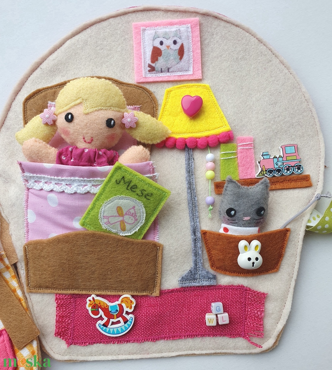Mia baba muffin házikója- játszókönyvecske öltötztetős babával és kiscicával AZONNAL VIHETŐ! - játék & sport - textilkönyv & babakönyv - Meska.hu