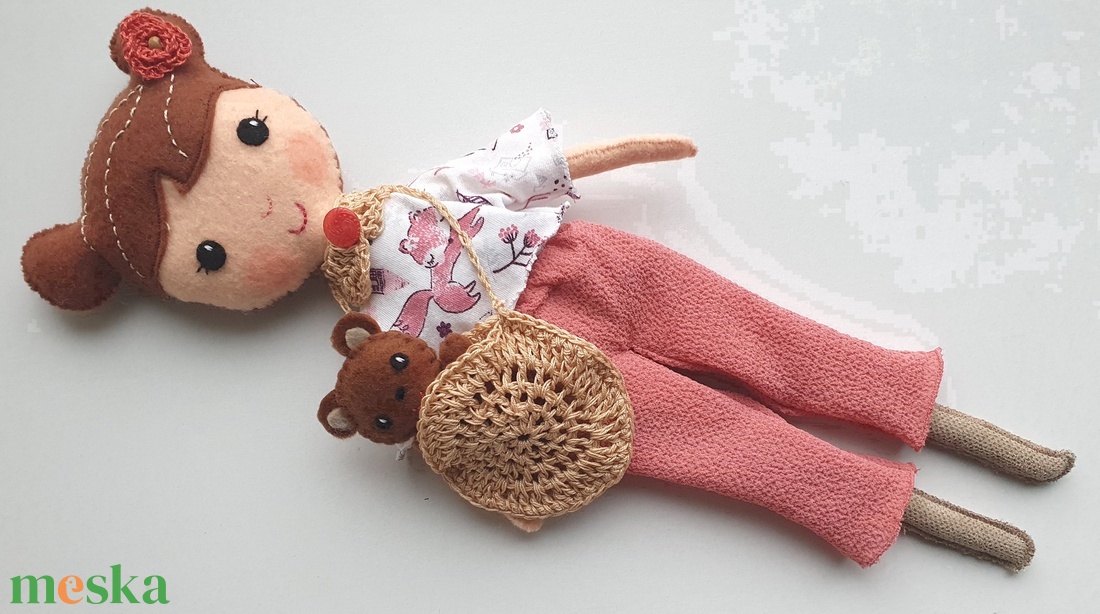 Hanka- öltöztethető  textilbaba pinduri macival és kiegészítőkkel - AZONNAL VIHETŐ! - játék & sport - baba & babaház - öltöztethető baba - Meska.hu