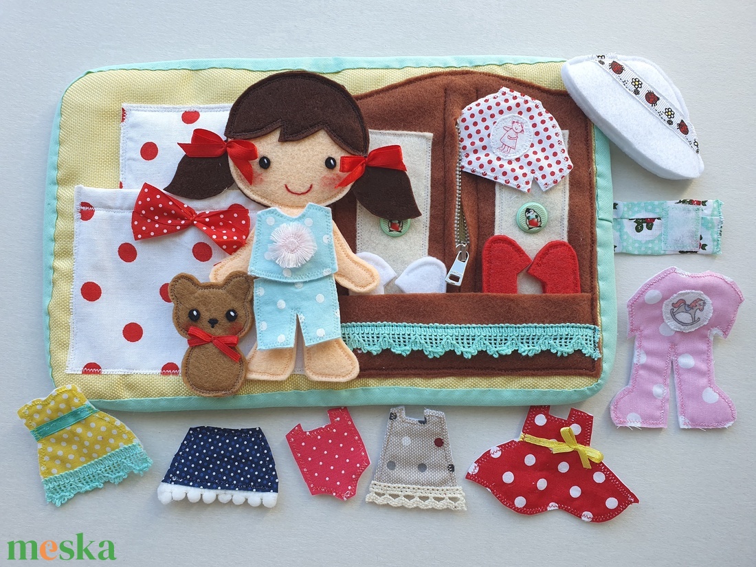 Pöttyös Panni öltöztetős baba kismacival és ruhákkal - játék & sport - baba & babaház - öltöztethető baba - Meska.hu