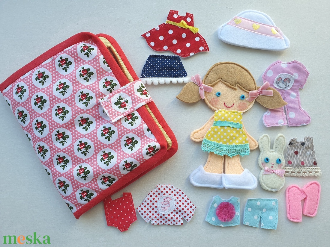 Pöttyös Panni öltöztetős baba kisnyuszival és ruhákkal- AZONNAL VIHETŐ! - játék & sport - baba & babaház - öltöztethető baba - Meska.hu