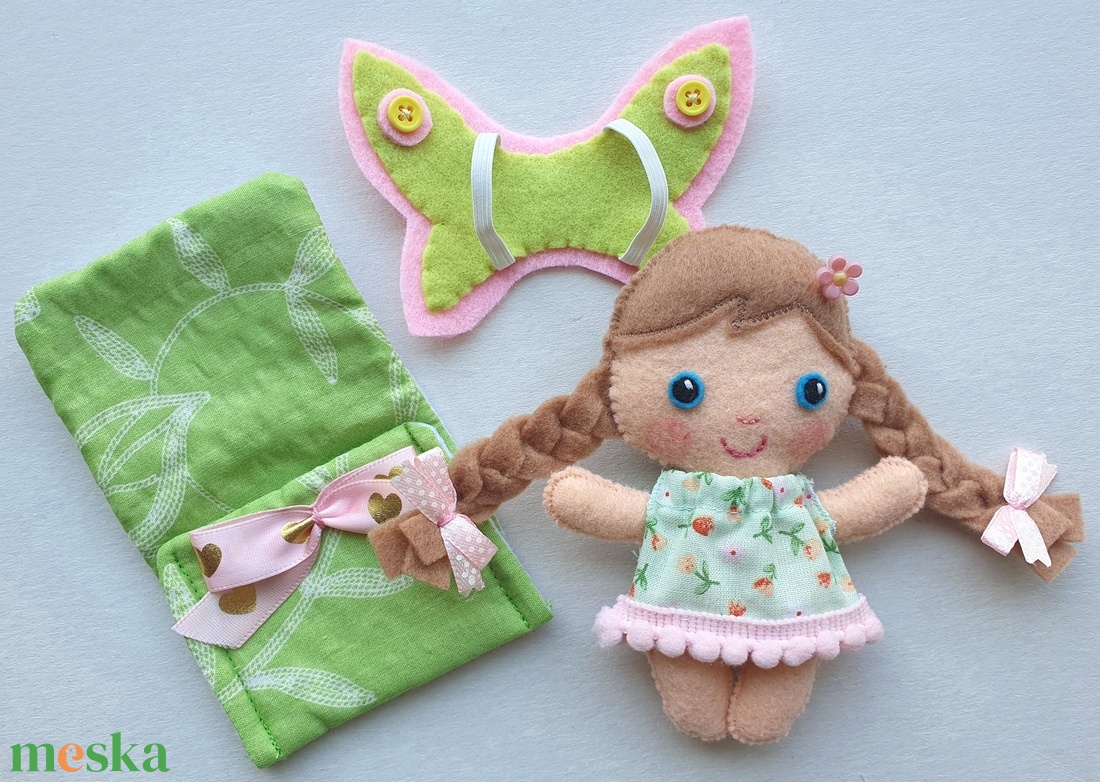 Apróságok szundizsákban- Zelda aprócska tündérlány levehető szárnyakkal(zöld) - játék & sport - baba & babaház - játékbaba, babakellék - Meska.hu