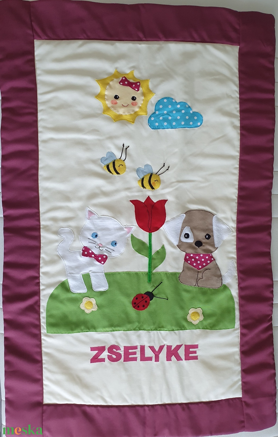 Egyedi, applikált mintával ellátott gyermek ágynemű szett (takaró és kispárna) -RENDELHETŐ! - játék & sport - ovis felszerelés - ovis ágynemű - Meska.hu