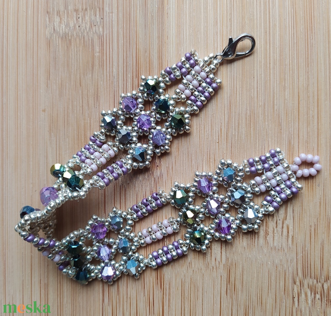 Karkötő fűzött - ékszer - karkötő - gyöngyös karkötő - Meska.hu