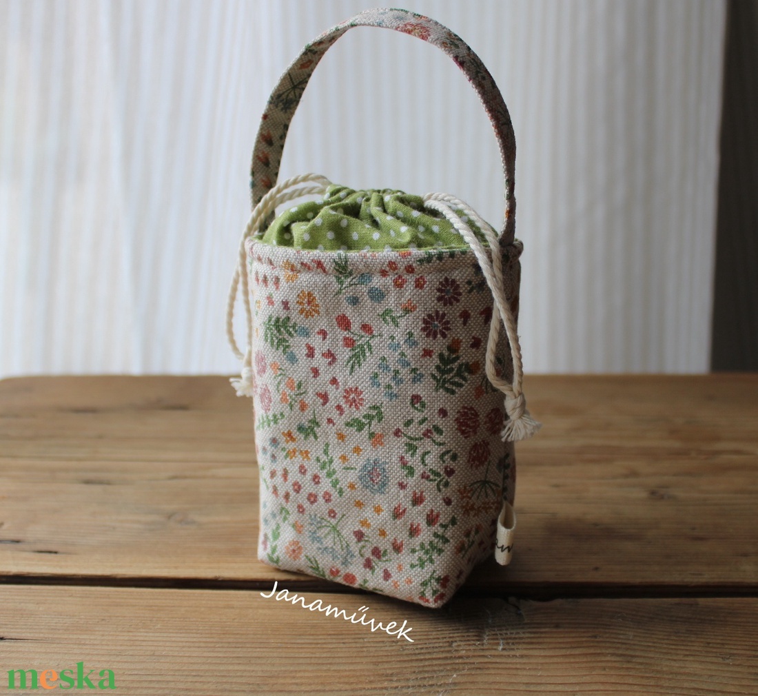 Fülhallgató tartó - táska & tok - pénztárca & más tok - fülhallgató tok  - Meska.hu