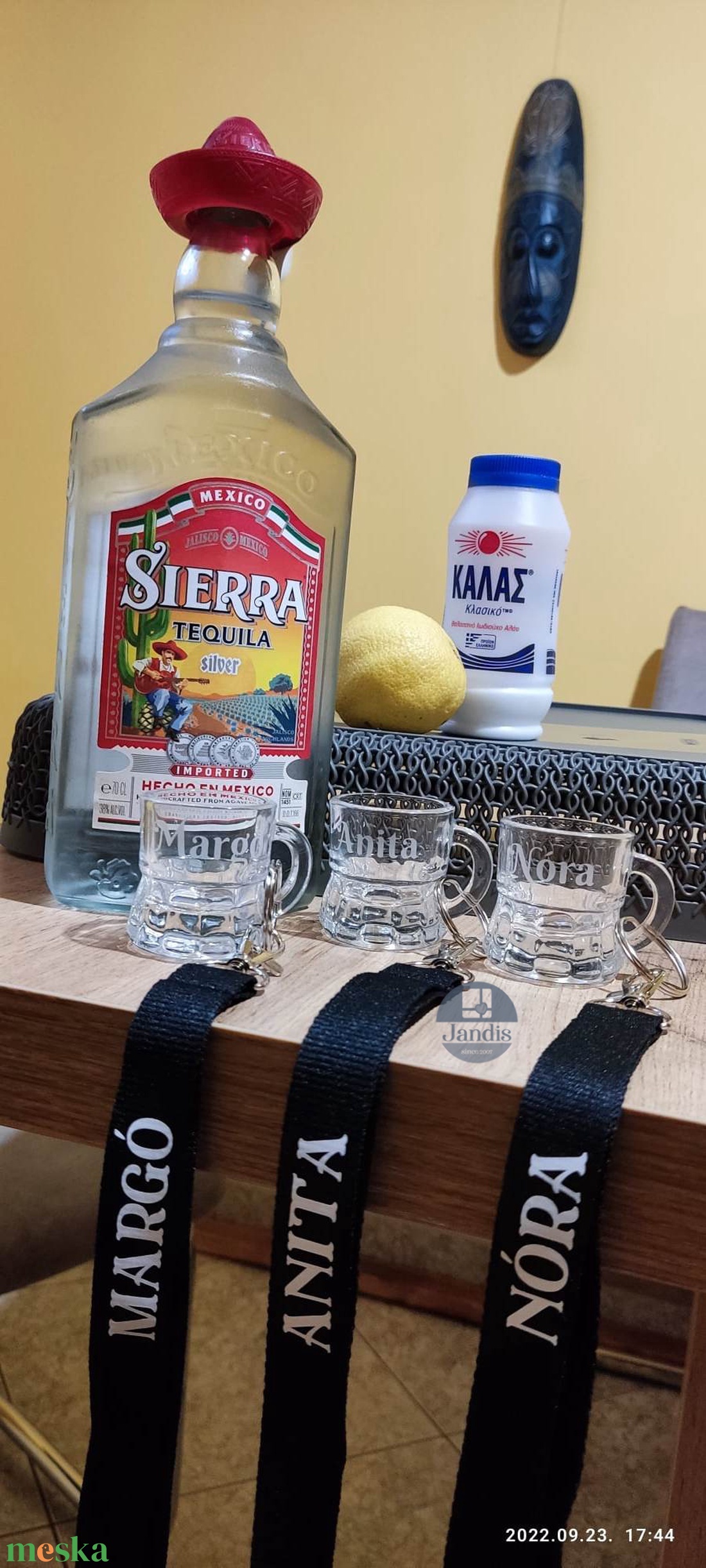 Lánybúcsú - pálinkás pohár - nyakpánttal - otthon & életmód - konyhafelszerelés, tálalás - tálalás - pálinkás poharak, szettek - Meska.hu Lánybúcsú - pálinkás pohár - nyakpánttal - otthon & életmód - konyhafelszerelés, tálalás - tálalás - pálinkás poharak, szettek - Meska.hu
