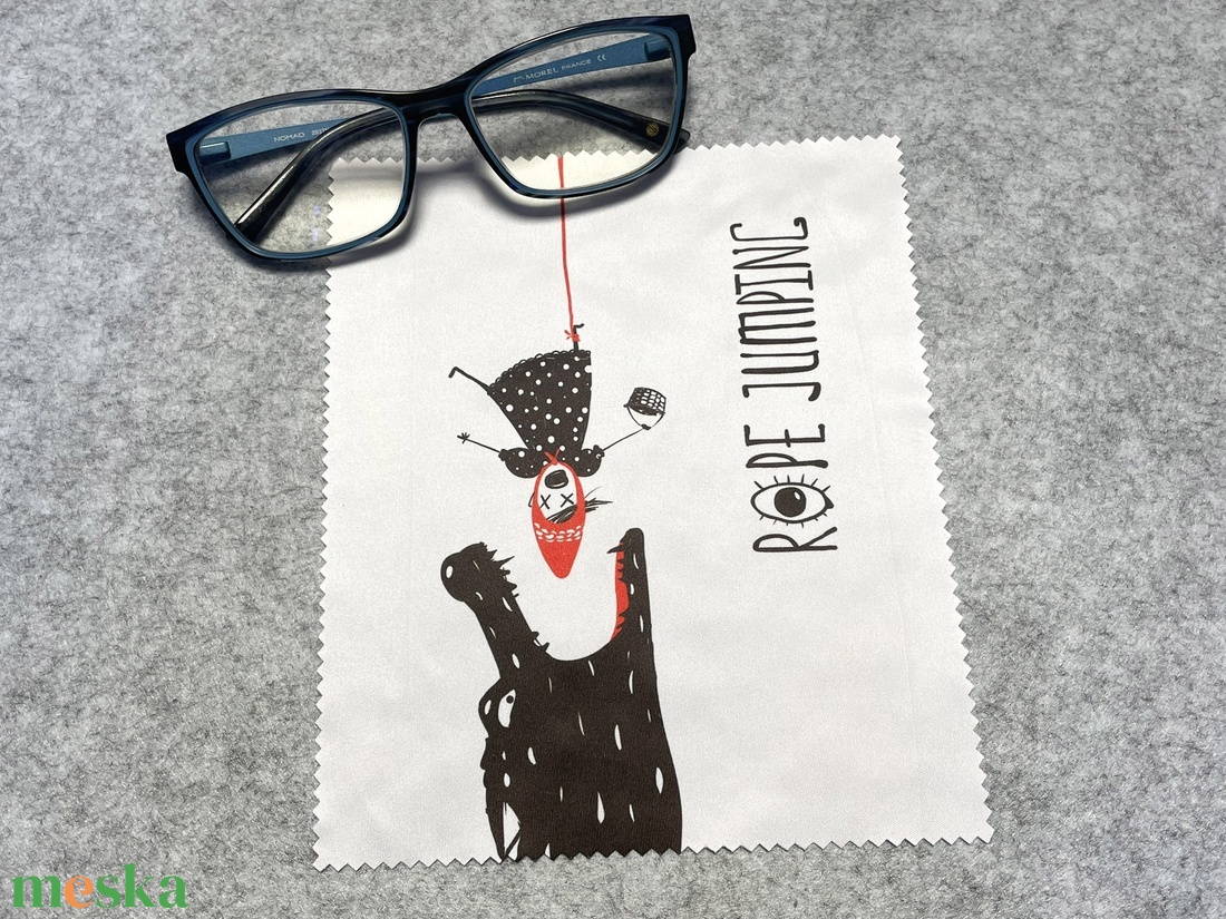 Optikai törlőkendő - Szemüvegtörlő  Piroska és a farkas - táska & tok - pénztárca & más tok - szemüvegtok - Meska.hu