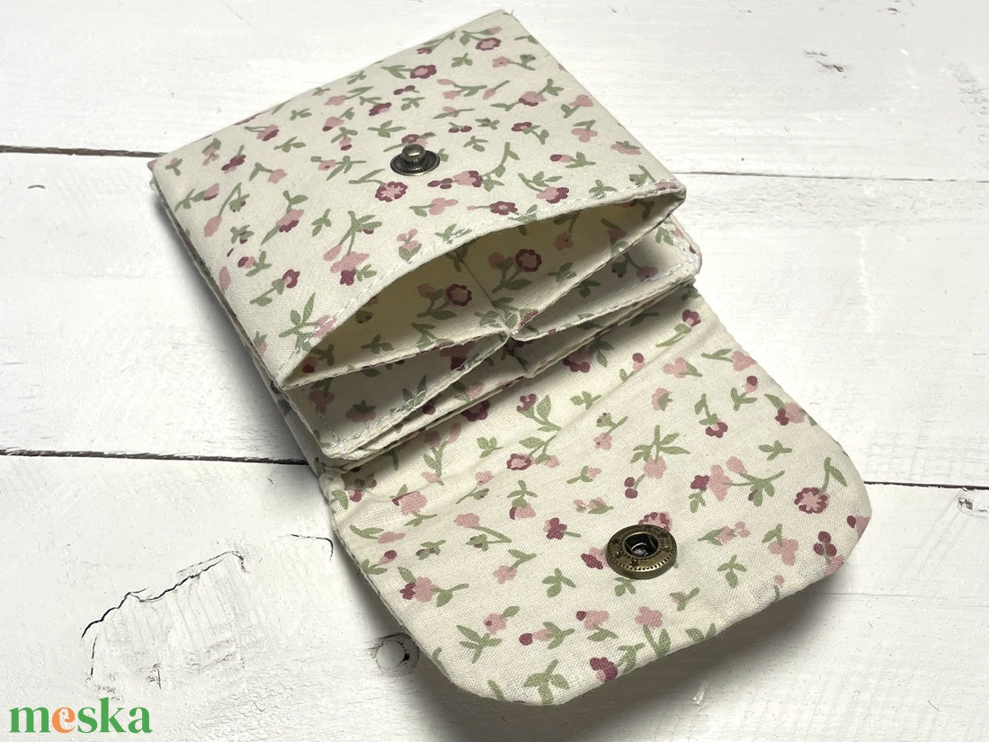Kozmetikai tároló - mini - kis virágos - táska & tok - neszesszer - Meska.hu Kozmetikai tároló - mini - kis virágos - táska & tok - neszesszer - Meska.hu