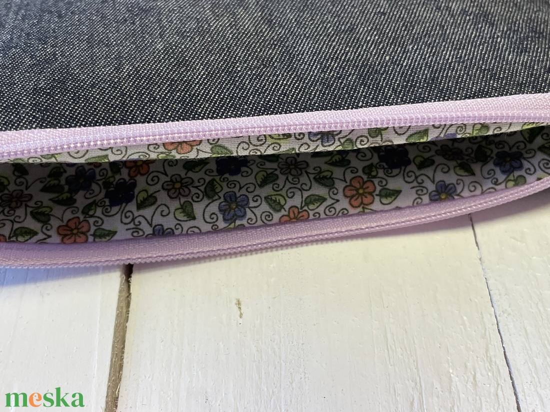 Farmer névre szóló hímzett tolltartó / kozmetikai tároló - otthon & életmód - papír, írószer - tolltartó & ceruzatekercs - Meska.hu