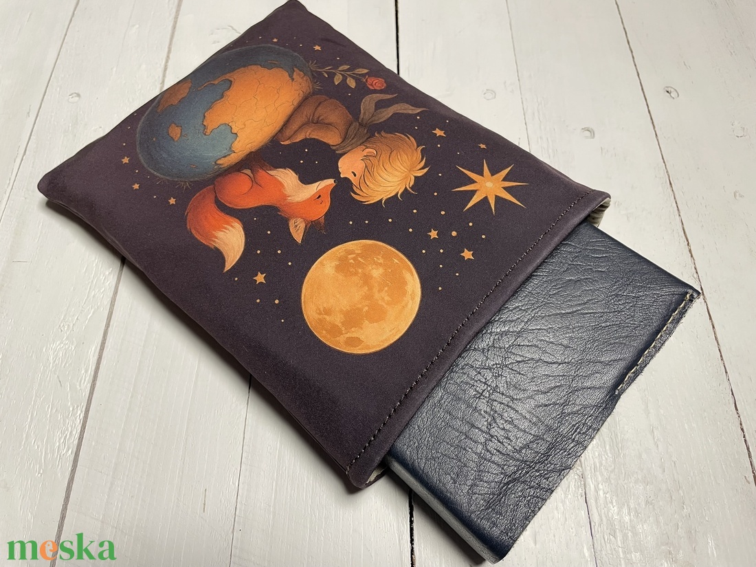 Kis herceges softshell könyvtok A5-ös könyvekhez, élénk színekkel - otthon & életmód - papír, írószer - jegyzetfüzet & napló - Meska.hu