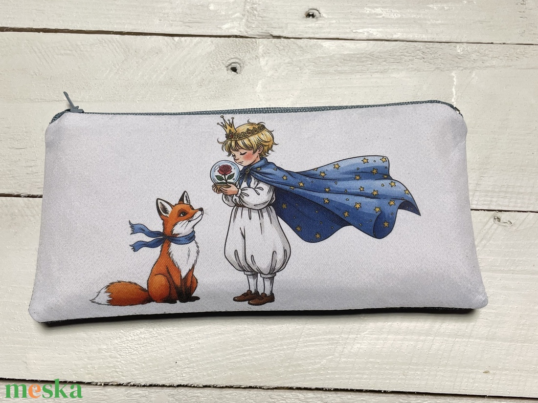 Tolltartó - kis herceg és róka mintával - otthon & életmód - papír, írószer - tolltartó & ceruzatekercs - Meska.hu