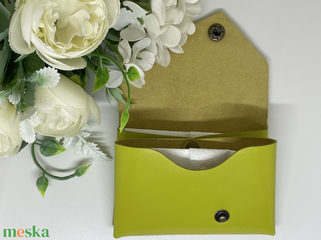 Valódi bőr zsebkendőtartó - sárgászöld - otthon & életmód - tárolás & rendszerezés - zsebkendőtartó - Meska.hu