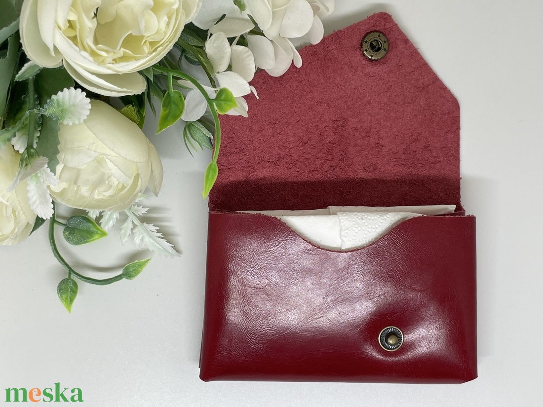 Valódi bőr zsebkendőtartó - meggypiros - otthon & életmód - tárolás & rendszerezés - zsebkendőtartó - Meska.hu