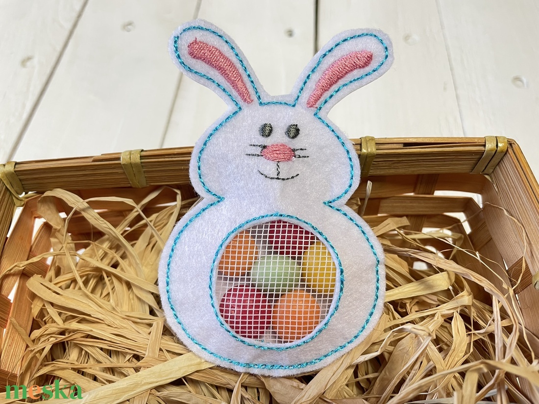 Húsvéti hímzett nyuszi ajándék � cukorka vagy pénztartó - otthon & életmód - dekoráció - húsvéti asztaldíszek - Meska.hu