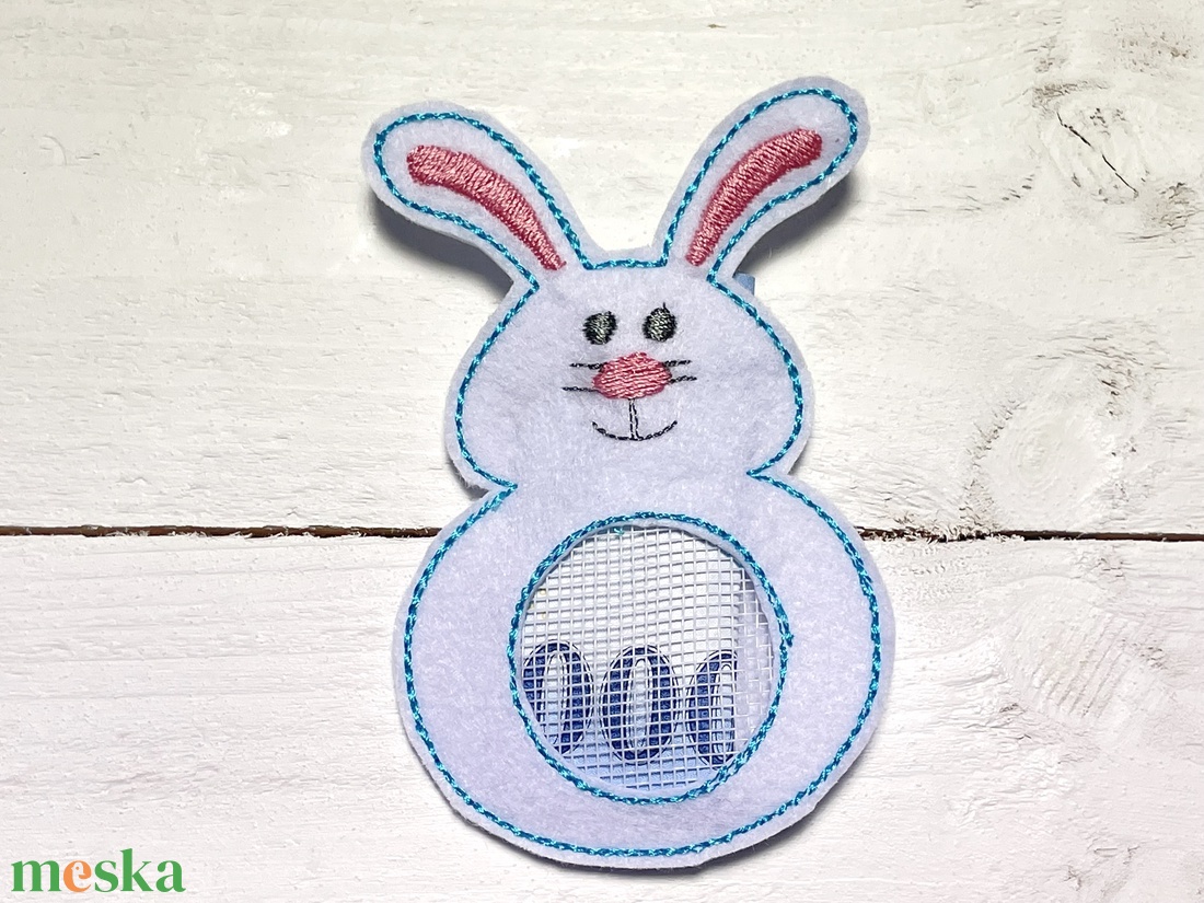 Húsvéti hímzett nyuszi ajándék � cukorka vagy pénztartó - otthon & életmód - dekoráció - húsvéti asztaldíszek - Meska.hu