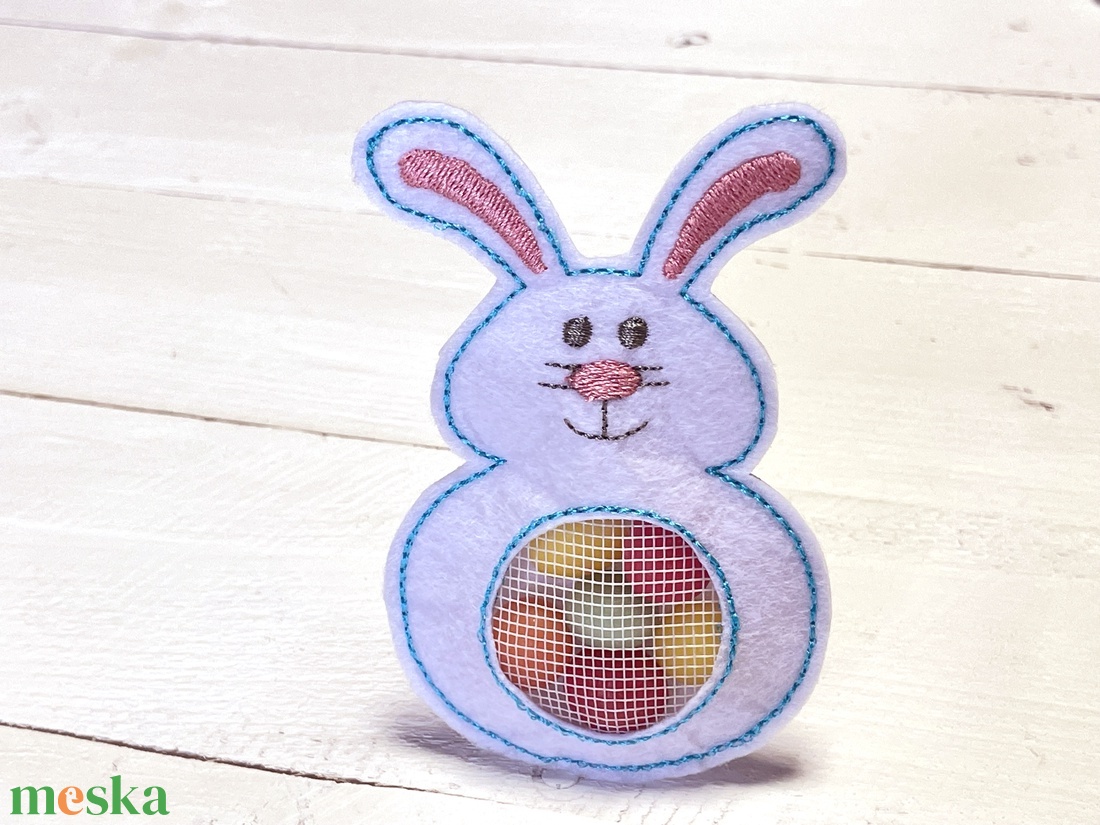 Húsvéti hímzett nyuszi ajándék � cukorka vagy pénztartó - otthon & életmód - dekoráció - húsvéti asztaldíszek - Meska.hu