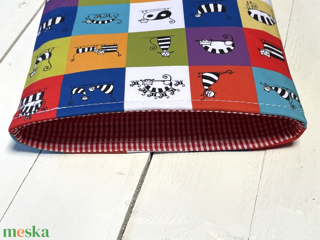 Macskás könyvtok softshell anyagból � színes mintával - könyv & zene - könyvtok - Meska.hu