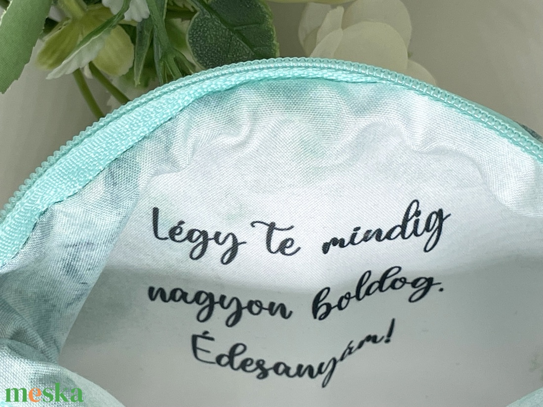 Anyák napi neszesszer - egyedi felirattal - zöld - táska & tok - neszesszer - Meska.hu
