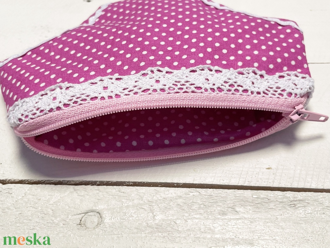 Bugyi neszesszer pink - pöttyös mintával � 16 � 12 cm - táska & tok - neszesszer - Meska.hu