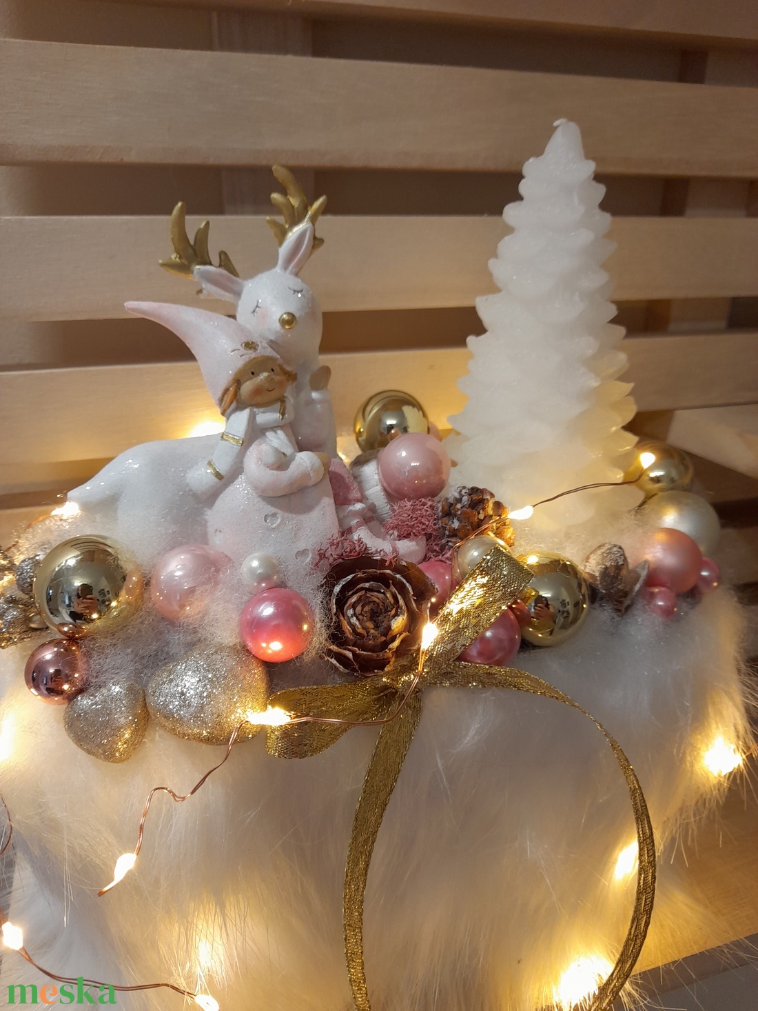Kislány szarvassal  karácsonyi asztaldísz - karácsony - karácsonyi lakásdekoráció - ünnepi asztaldekoráció - Meska.hu