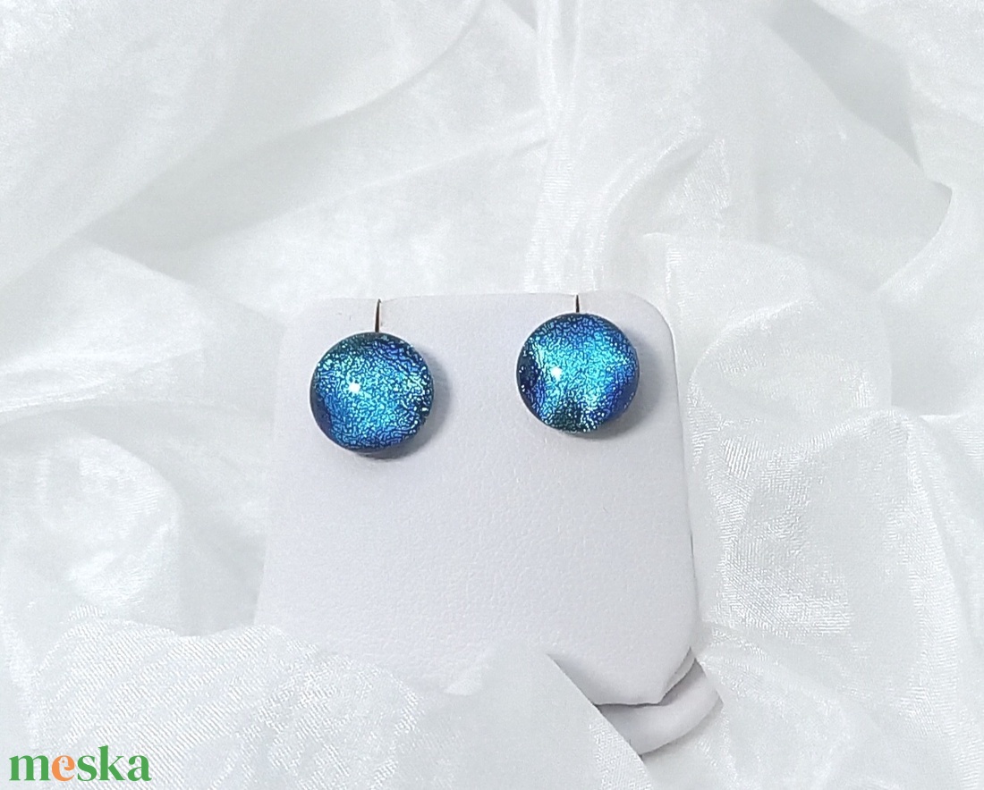 Kéklő csillogás bedügős füli Jannaja ékszer - ékszer - ékszerszett - Meska.hu