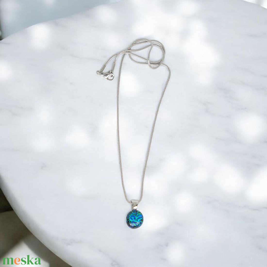 Glamor azúr kék, zöld csillogó medál - ékszer - nyaklánc - medálos nyaklánc - Meska.hu Glamor azúr kék, zöld csillogó medál - ékszer - nyaklánc - medálos nyaklánc - Meska.hu