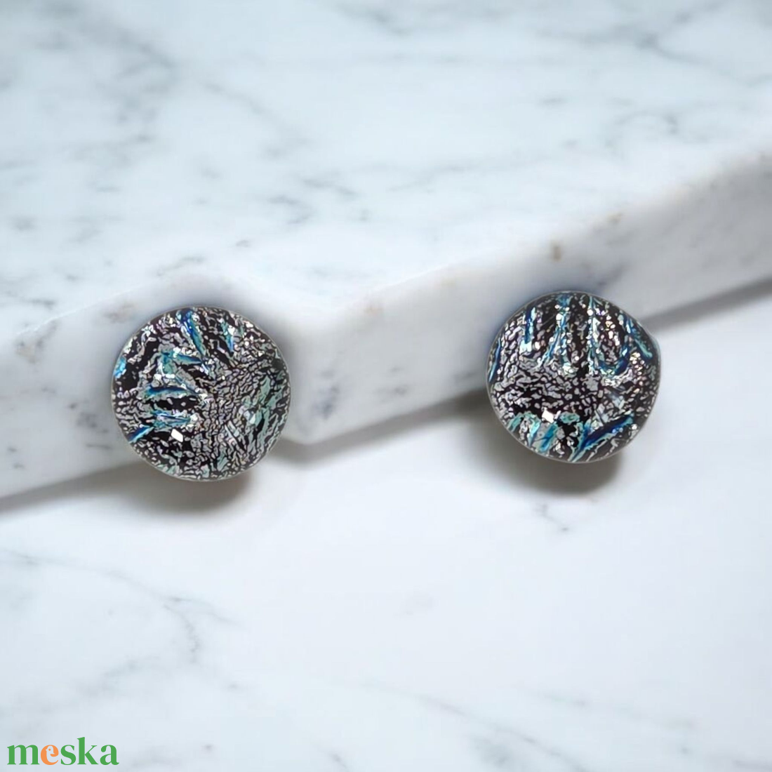 Glamor ezúst csillogás bedugós fülbevaló - ékszer - fülbevaló - pötty fülbevaló - Meska.hu