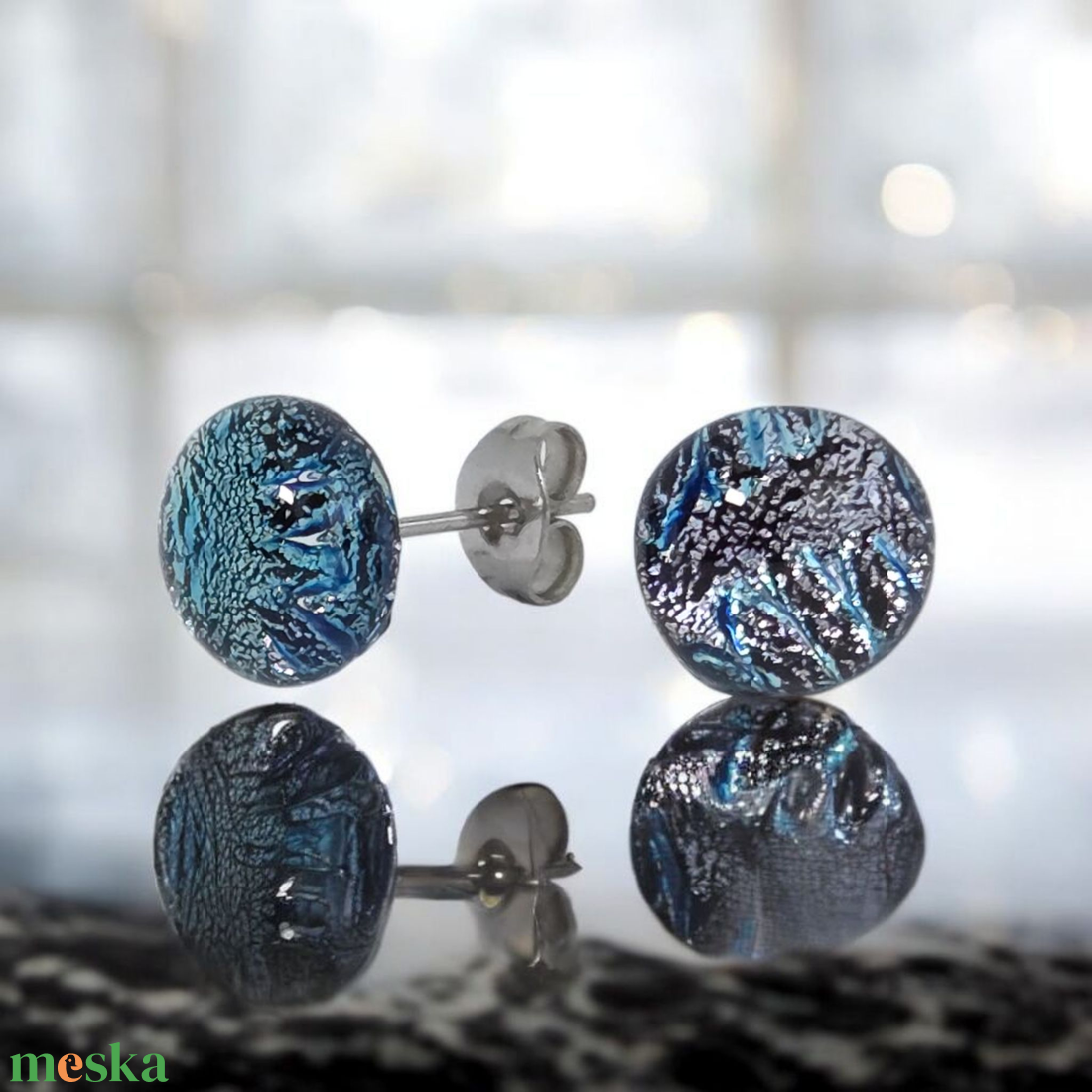 Glamor ezúst csillogás bedugós fülbevaló - ékszer - fülbevaló - pötty fülbevaló - Meska.hu