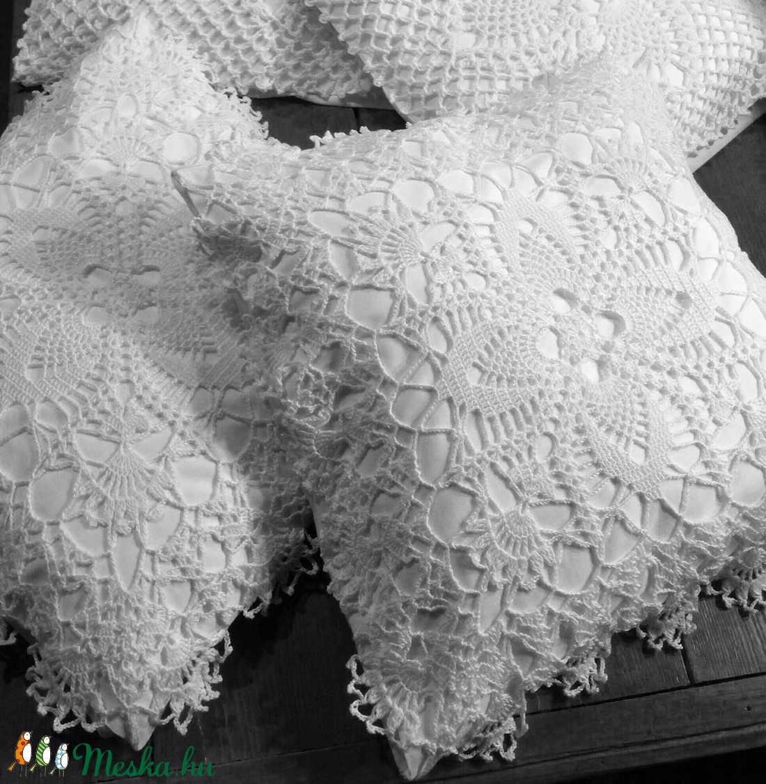 Fehér színű négyszögletes horgolt csipke terítő - otthon & életmód - dekoráció - asztal és polc dekoráció - horgolt & csipketerítő - Meska.hu