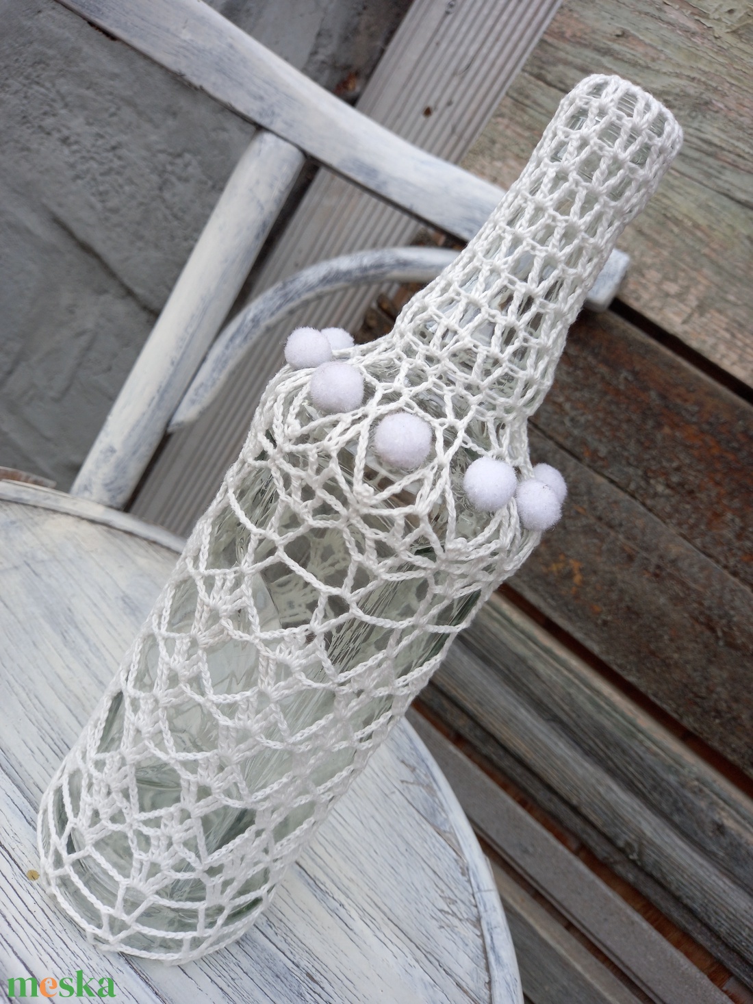 Horgolással díszített üveg - otthon & életmód - dekoráció - asztal és polc dekoráció - díszüveg - Meska.hu