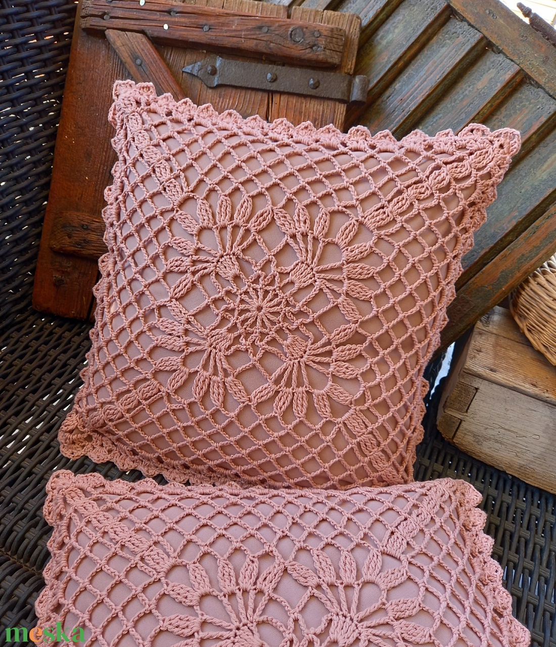 2 db. púder színű párnahuzat horgolt mintával - otthon & életmód - lakástextil - párna & párnahuzat - Meska.hu 2 db. púder színű párnahuzat horgolt mintával - otthon & életmód - lakástextil - párna & párnahuzat - Meska.hu