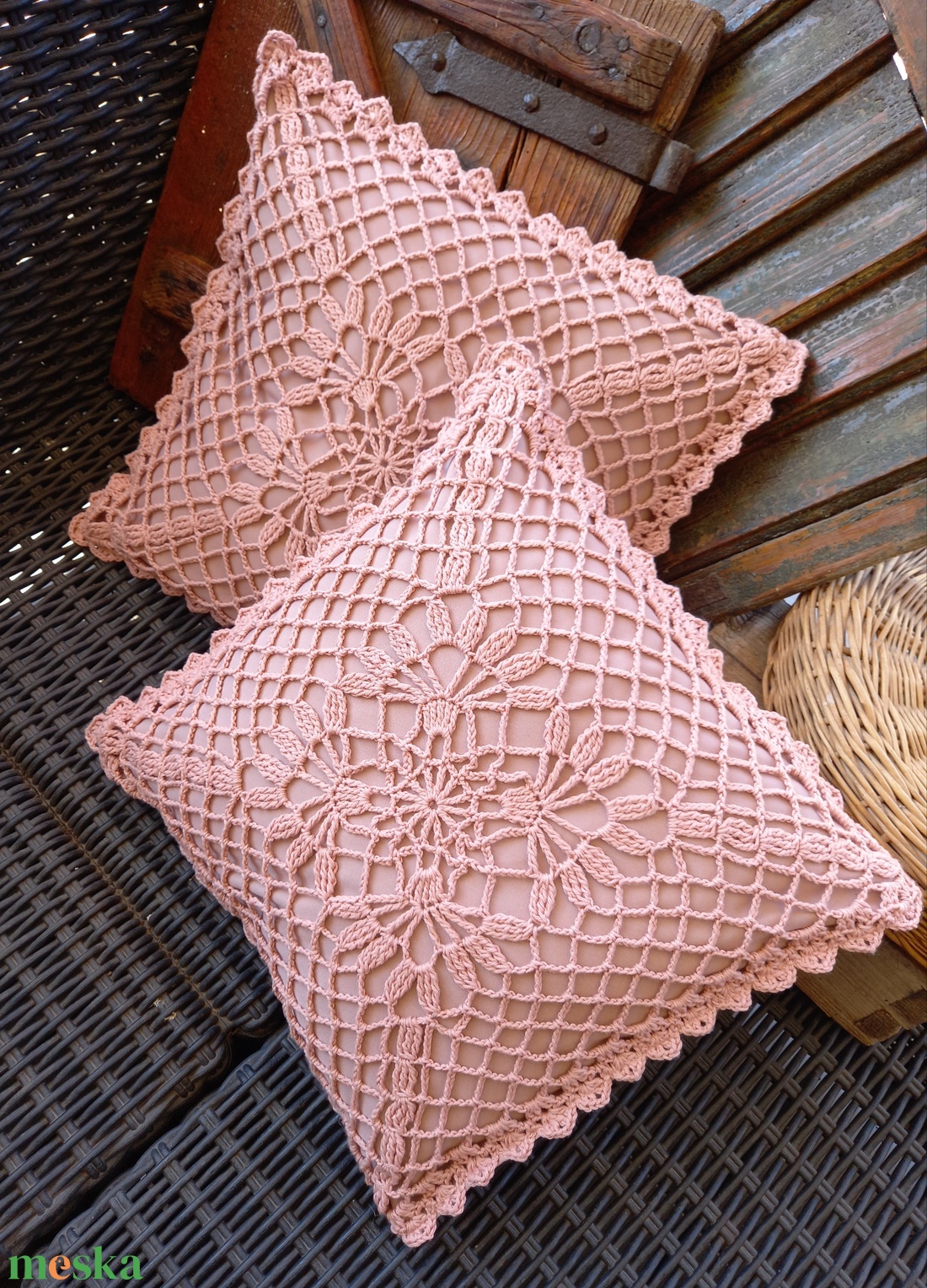 2 db. púder színű párnahuzat horgolt mintával - otthon & életmód - lakástextil - párna & párnahuzat - Meska.hu 2 db. púder színű párnahuzat horgolt mintával - otthon & életmód - lakástextil - párna & párnahuzat - Meska.hu